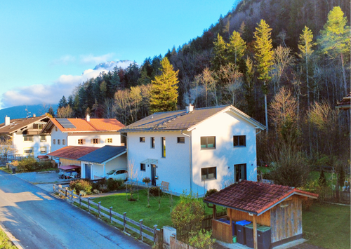 Foto - Haus zum Kaufen in Kiefersfelden 1.330.000,00 € 184.06 m²