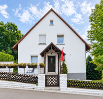 Haus zum Kaufen in Dittelbrunn 380.000,00 € 155 m²