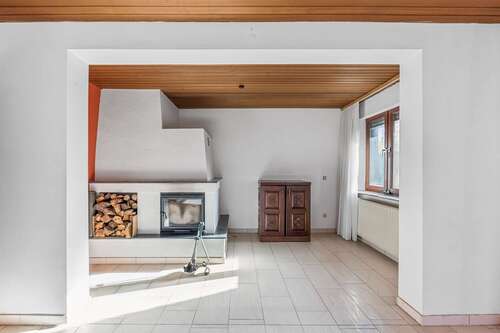 Foto - Haus zum Kaufen in Adelheidsdorf 299.000,00 € 166 m²