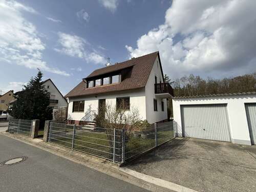 Foto - Haus zum Kaufen in Schwaig 589.000,00 € 160 m²
