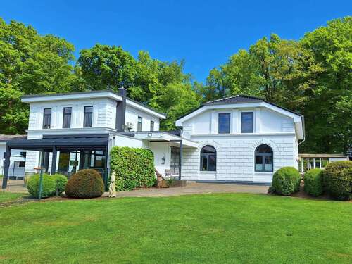 Foto - Haus zum Kaufen in Albersdorf 2.800.000,00 € 492 m²