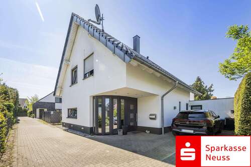 Foto - Haus zum Kaufen in Kaarst 699.000,00 € 157.01 m²