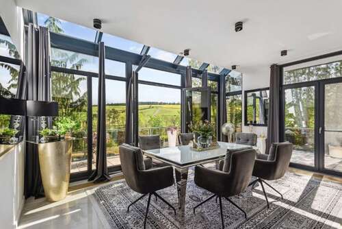 Foto - Haus zum Kaufen in Taunusstein 1.620.000,00 € 446 m²