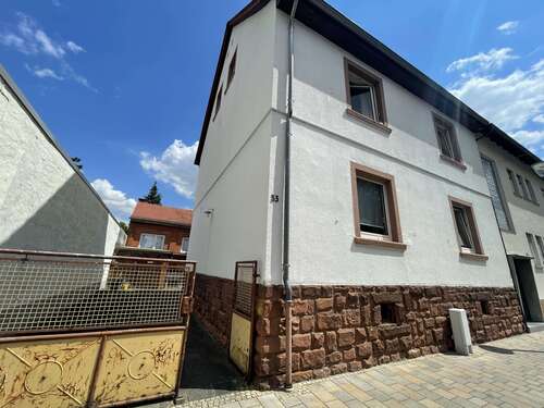 Foto - Haus zum Kaufen in Langenselbold 445.000,00 € 256 m²