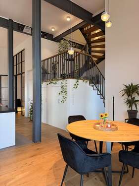 Foto - Haus zum Mieten in Karlsruhe 2.500,00 € 156.25 m²