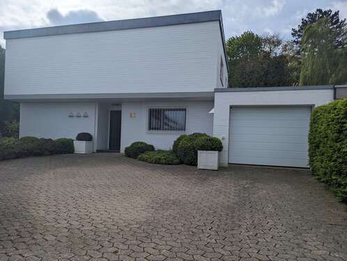 Foto - Haus zum Mieten in Stotzheim 2.050,00 € 150 m²