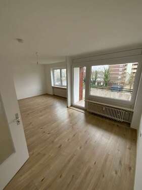 Foto - Wohnung zum Kaufen in Wilhelmshaven 99.000,00 € 70.86 m²