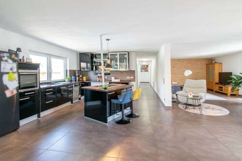 Foto - Haus zum Kaufen in Güglingen 1.280.000,00 € 439 m²