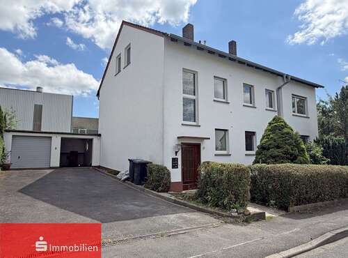 Foto - Haus zum Kaufen in Hünfeld 380.000,00 € 250 m²