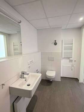 Foto - Wohnung zum Mieten in Erlangen 570,00 € 25.56 m²