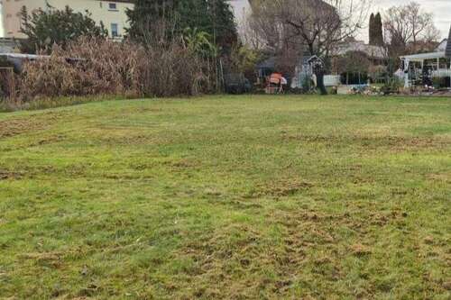 Foto - Grundstück zu verkaufen in Groitzsch 125.000,00 € 646 m²