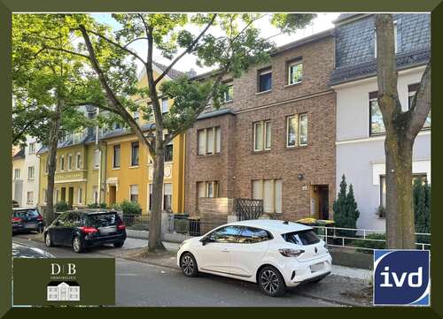 Foto - Haus zum Kaufen in Troisdorf Oberlar 549.900,00 € 260 m²