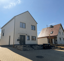 Haus zum Kaufen in Wehringen 539.500,00 € 125.1 m²