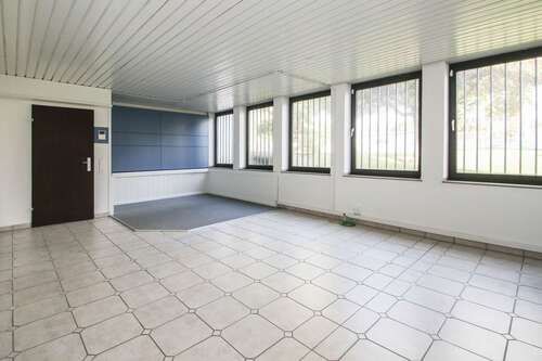 Foto - Büro in Erkrath 649,00 € 83 m² - 649,00 EUR Kaltmiete, ca.  83,00 m²