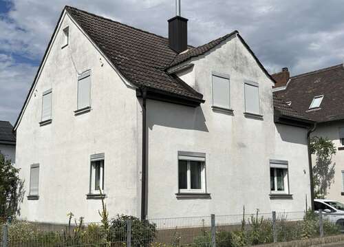 Foto - Haus zum Kaufen in Gundelsheim 298.000,00 € 122.13 m²