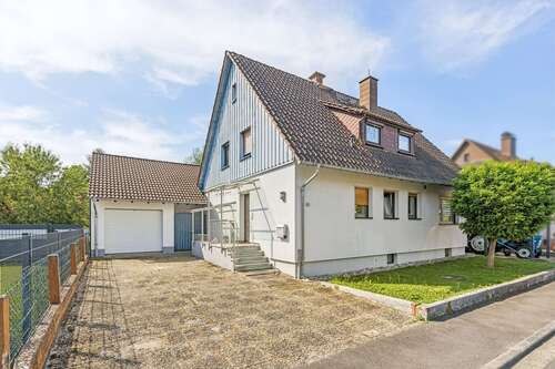 Foto - Haus zum Kaufen in Schotten 359.000,00 € 152.3 m²