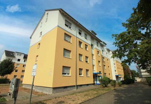 Foto - Wohnung zum Mieten in Bischofsheim 532,53 € 54.9 m²