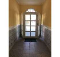 Haus zum Kaufen in Wermsdorf 299.000,00 € 427 m²