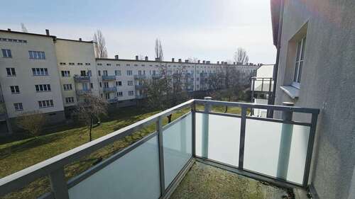 Foto - Wohnung zum Mieten in Magdeburg 350,94 € 58.49 m²