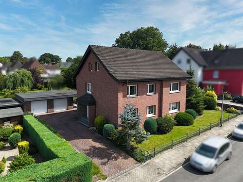 Foto - Haus zum Kaufen in Herford 342.000,00 € 182.55 m²