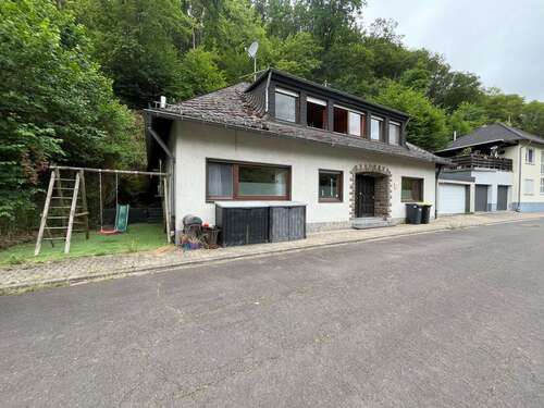 Foto - Haus zum Kaufen in Volkesfeld 197.000,00 € 174 m²
