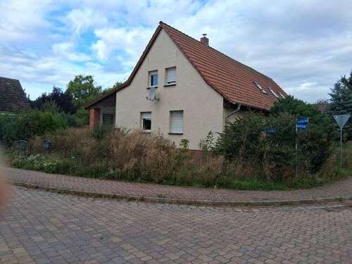 Foto - Haus zum Kaufen in Hornburg 98.000,00 € 180 m²