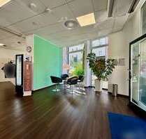 Büro in Düsseldorf 3.332,29 € 114 m²