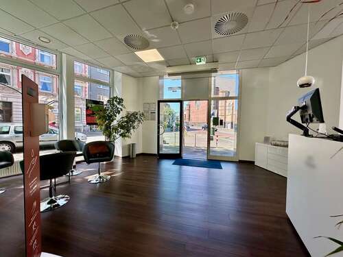 Foto - Einzelhandel in Düsseldorf 3.332,29 € 114 m²