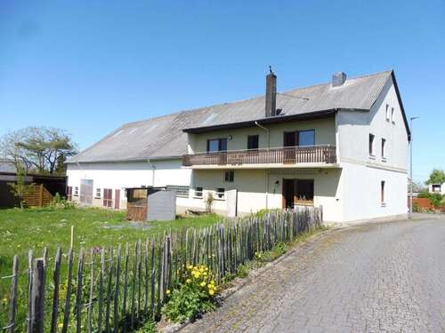 Foto - Haus zum Kaufen in Zilshausen 250.000,00 € 165.03 m²