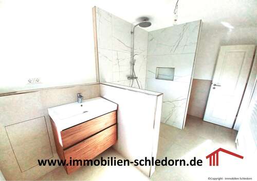 Foto - Haus zum Kaufen in Oberhausen 699.000,00 € 265 m²