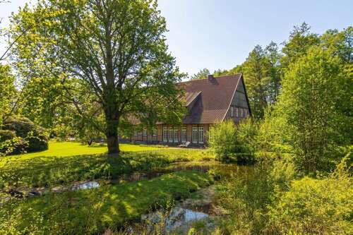 Foto - Haus zum Kaufen in Südheide-Hermannsburg OT Weesen 1.150.000,00 € 616.3 m²