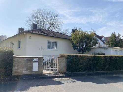Foto - Haus zum Kaufen in Bad Homburg 1.350.000,00 € 214 m²