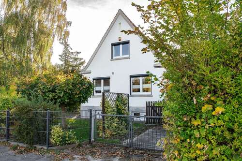 Foto - Haus zum Kaufen in Bremerhaven 219.900,00 € 82 m²