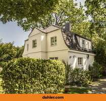 Haus zum Kaufen in Berlin Wannsee 2.390.000,00 € 270 m² - Berlin / Wannsee