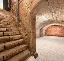 Haus zum Kaufen in Stuttgart 620.000,00 € 196 m²