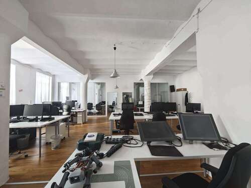 Foto - Büro in Köln 2.016,00 € 168 m² - 2.016,00 EUR Kaltmiete, ca.  168,00 m²