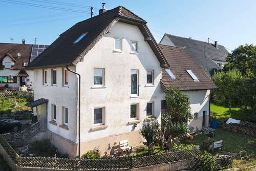 Foto - Haus zum Kaufen in Langenenslingen-Dürrenwaldstetten 399.000,00 € 210.19 m²