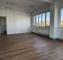 Büro in Breisach am Rhein 485,00 € 99 m²