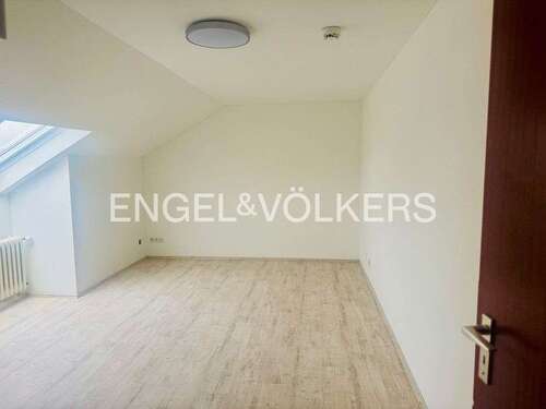 Foto - Wohnung zum Mieten in Ludwigshafen 350,00 € 25 m²