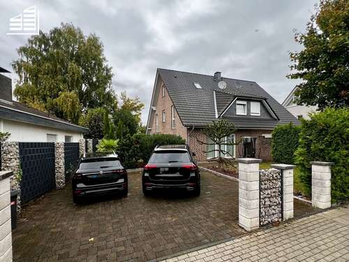 Foto - Haus zum Kaufen in Solingen 740.000,00 € 195 m²