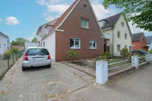 Foto - Haus zum Kaufen in Bad Schwartau 495.000,00 € 250 m²
