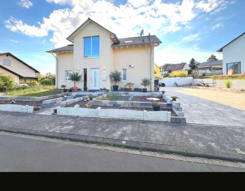 Foto - Haus zum Kaufen in Bergen 429.000,00 € 189 m²