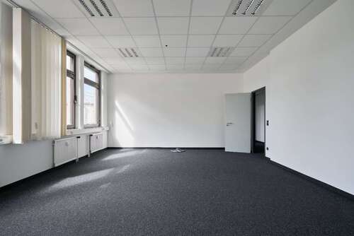 Foto - Büro in Nürnberg 2.202,00 € 245 m²