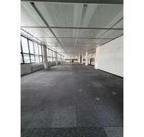 Büro in Augsburg 6.452,00 € 861 m²