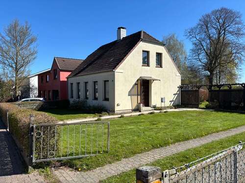Foto - Haus zum Kaufen in Sörup 229.000,00 € 130 m²