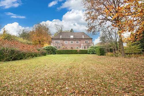 Foto - Haus zum Kaufen in Hamburg 1.290.000,00 € 343.5 m²