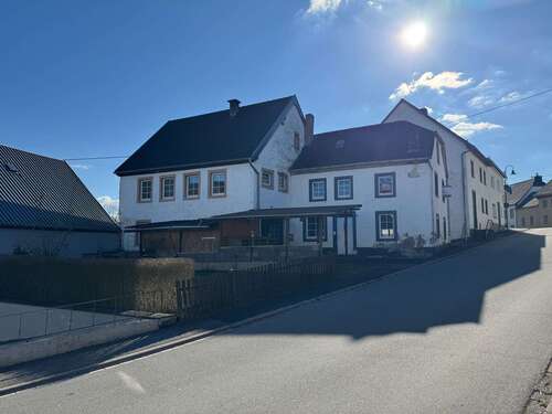 Foto - Haus zum Kaufen in Mehren 89.500,00 € 184.74 m²
