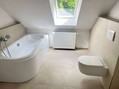 Foto - Haus zum Kaufen in Uetze 419.000,00 € 200 m²