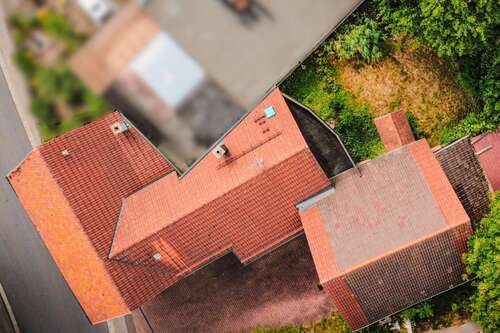 Foto - Haus zum Kaufen in Ermershausen 279.000,00 € 270 m²