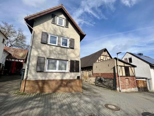 Foto - Haus zum Kaufen in Butzbach 324.000,00 € 187 m²